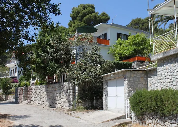 Konukevi Double 7953b 3*