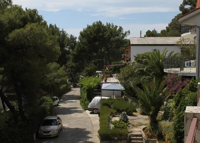 Double 7953b Konukevi 3*